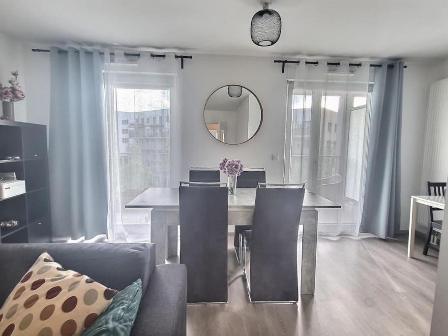 Superbe Appartement Avec 2 Balcons - Vue Sur La Cathedrale Environ 15 Min En Tram ستراسبورغ المظهر الخارجي الصورة